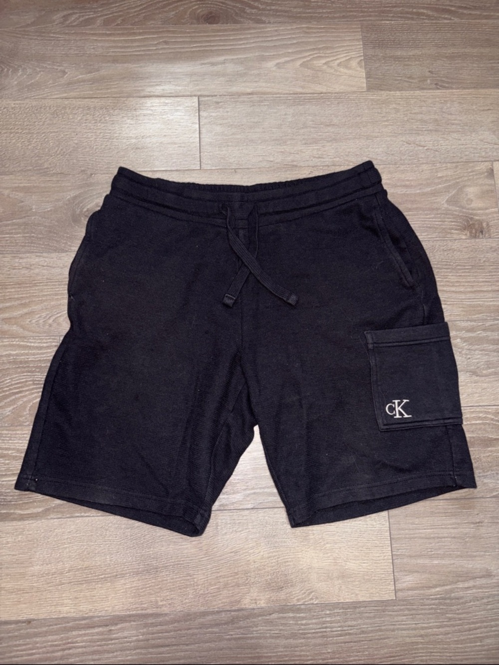 Calvin Klein Black Men's Cargo Pocket Drawstring Shorts